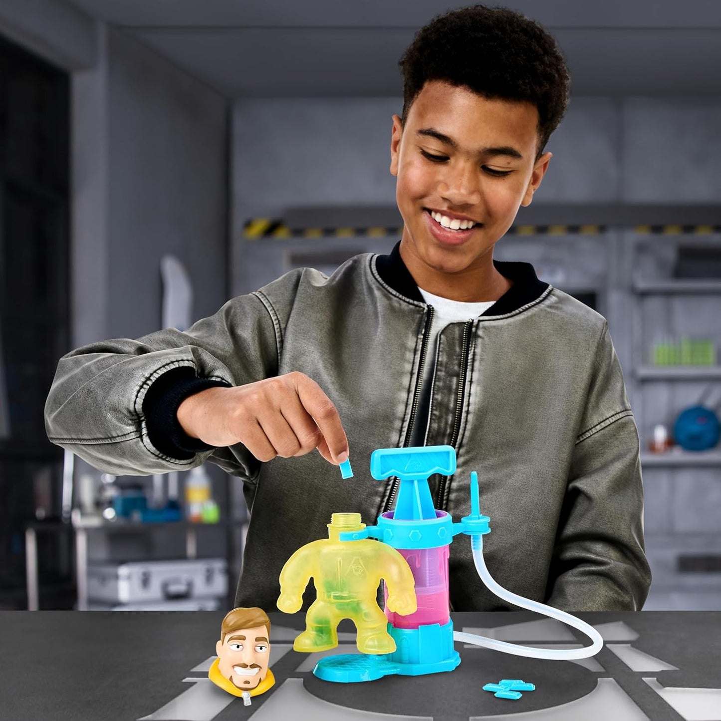 MrBeast Lab – Creation Station MrBeast Actionfigur
