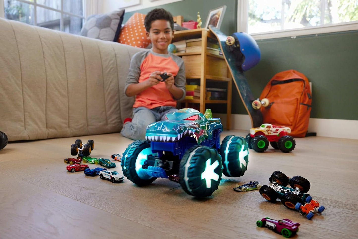 Hot Wheels Monster Trucks Mega-Wrex Alive RC Truck