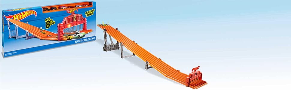 Hot Wheels Super Circuit à 6 voies avec lumières, sons et 6 voitures