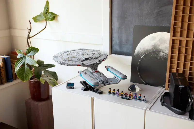 Star Trek U.S.S. Azienda NCC-1701-D (10356)