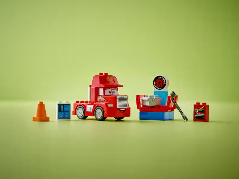 Auto Mack alla corsa (10417)