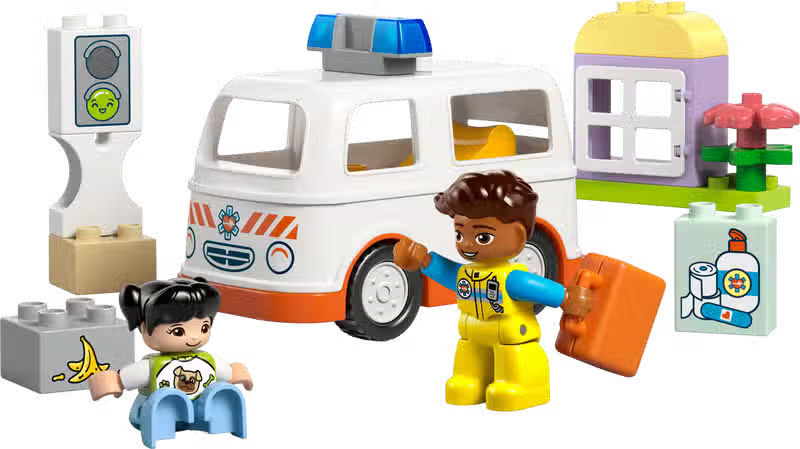 Ambulanza e medico (10447)