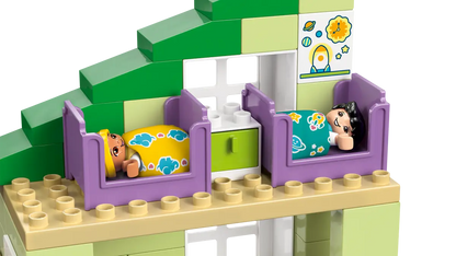 Maison familiale moderne 3 en 1 avec figurines (10470)