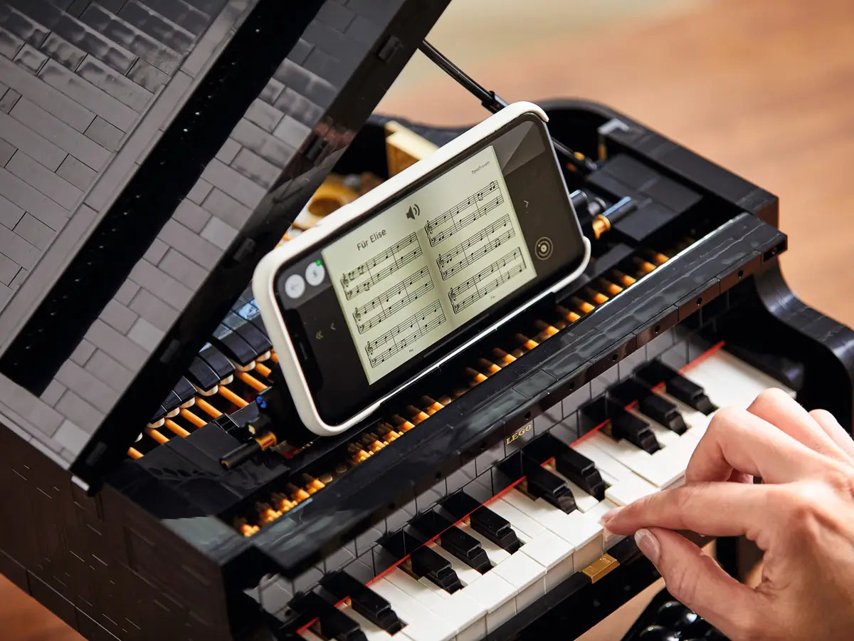 Piano à queue (21323)