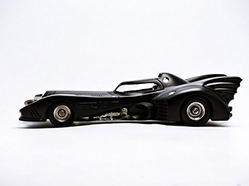 Hot Wheels Elite Collector Batman renvoie la Batmobile