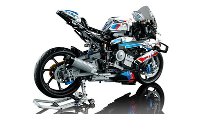BMW M1000RR (42130)
