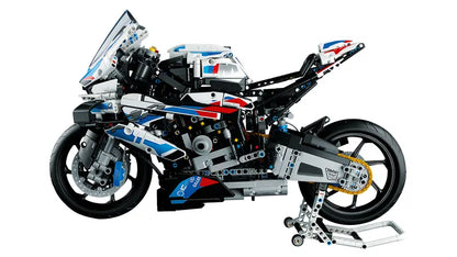 BMW M1000RR (42130)