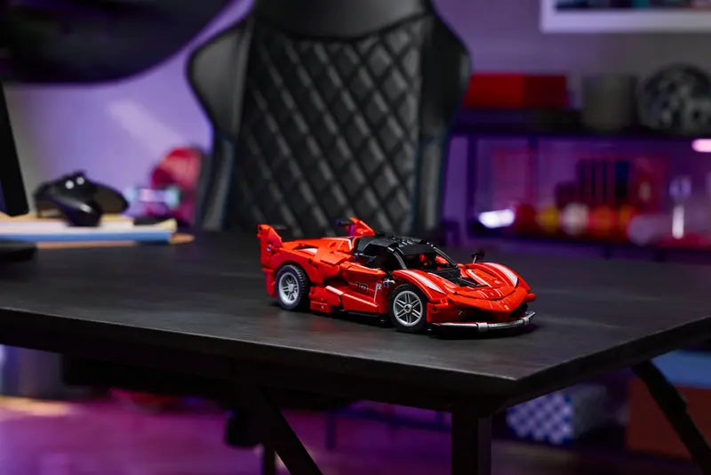 Ferrari FXX K Supercar-Modell (42212)