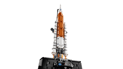 Fusée du système de lancement spatial Artemis de la NASA (42221)