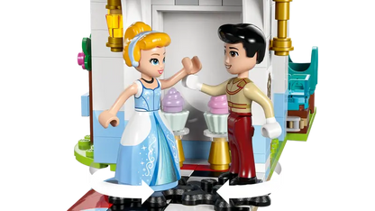 Disney Cinderellas Schloss und Pferdekutsche (43275)