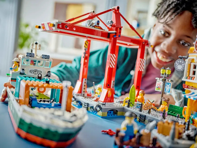 LEGO City Port avec Cargo (60422)