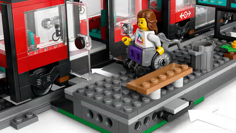 LEGO City Fermata Tram e Centro Città (60423)