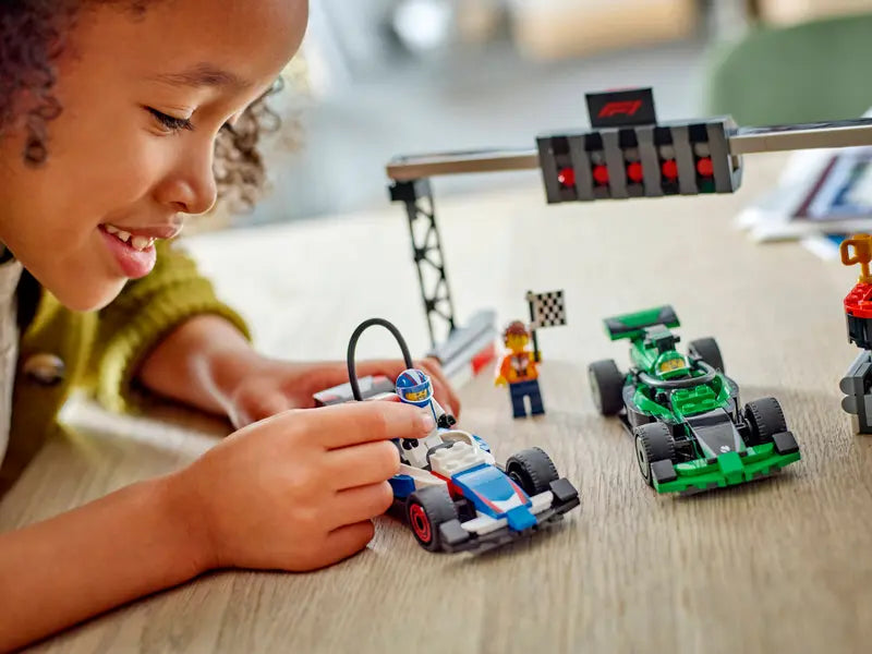 LEGO City F1-Startaufstellung mit VCARB und Sauber Racing Cars (60474)