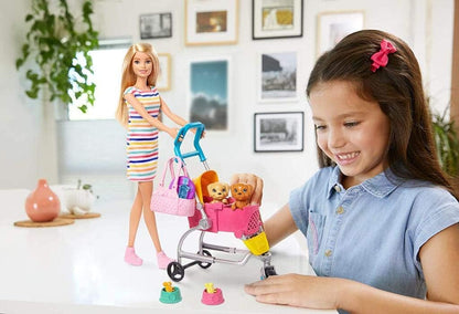 Barbie Dogwalking Doll e accessori - Playset per passeggiare e giocare con i cuccioli