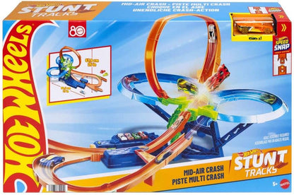 Hot Wheels Stunt Track Infinite Crash Action-Set mit batteriebetriebenem Beschleuniger