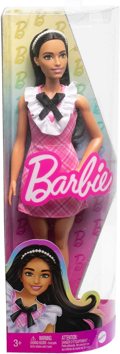 Barbie Fashionistas-Puppe in einem rosa karierten Kleid mit schwarzer Schleife