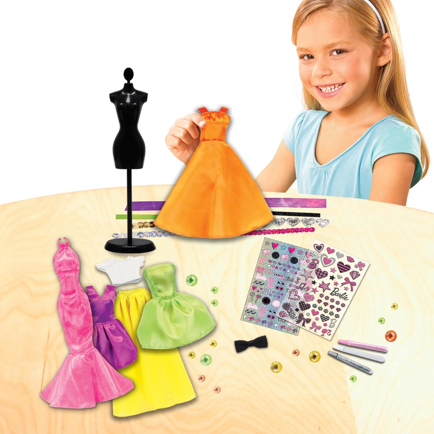 Barbie sei eine echte Modedesignerin – Neon Edition