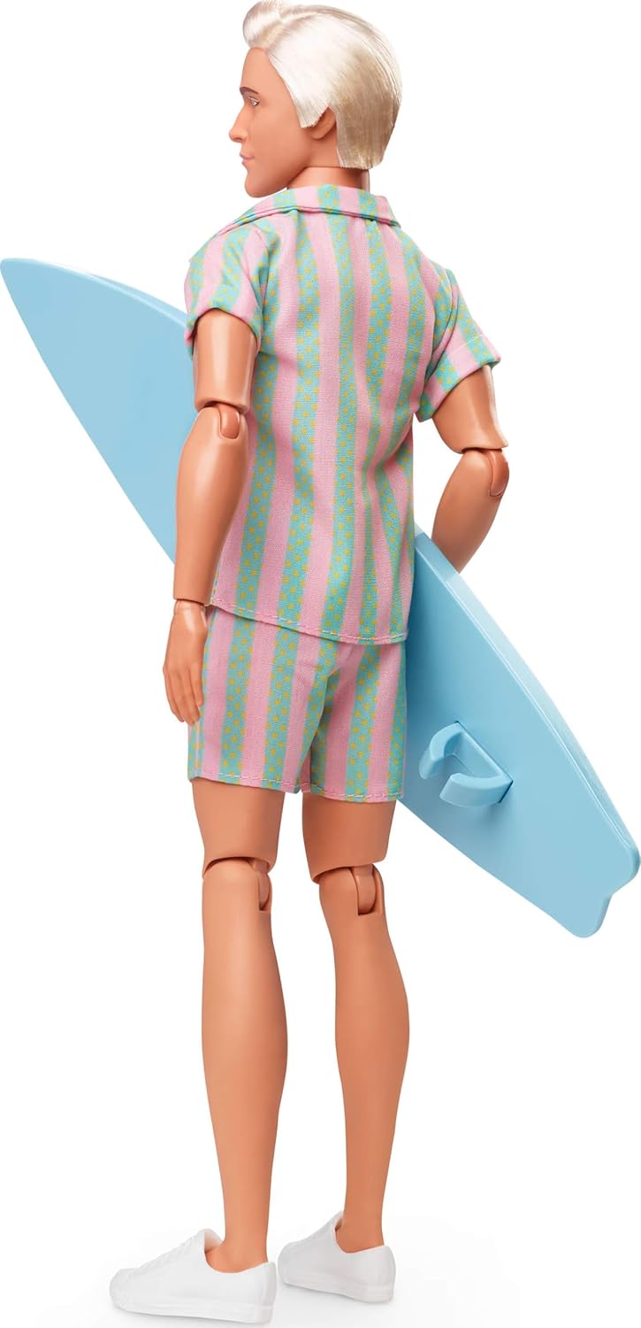 Poupée Barbie Le Film Ken dans un ensemble de plage rayé rose pastel et vert menthe