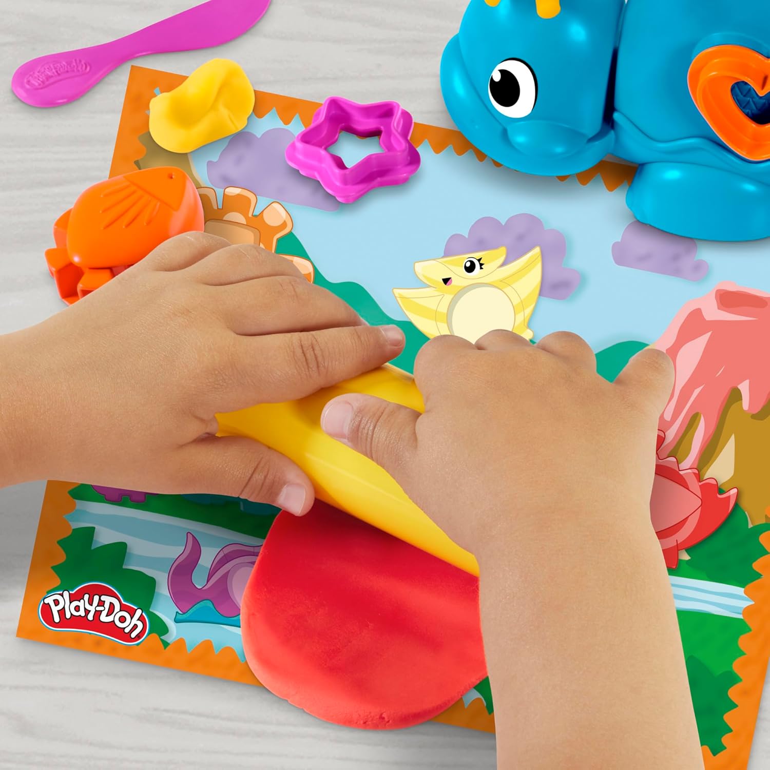 Play-Doh Formen und Farben Dino-Starter-Set, sensorisches Dinosaurier-Spielset für Kinder ab 2 Jahren, 11 Zubehörteile und 6 Farben