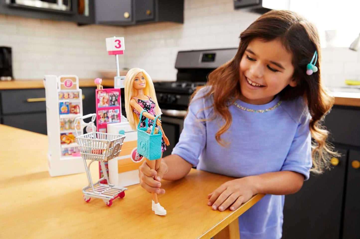 Barbie et son coffret de jeu Supermarché