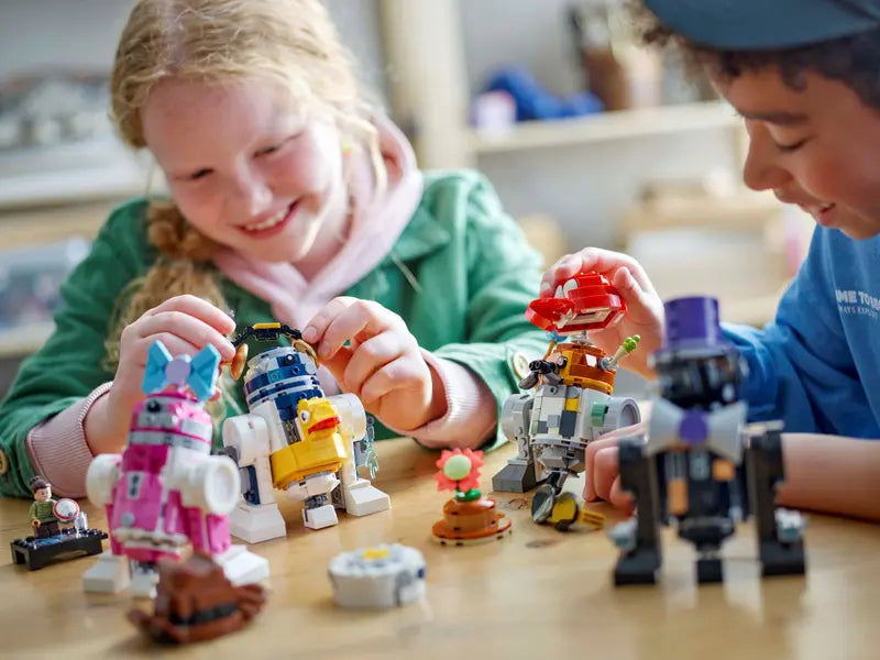 Creative Play Construisez vos propres droïdes (75392)