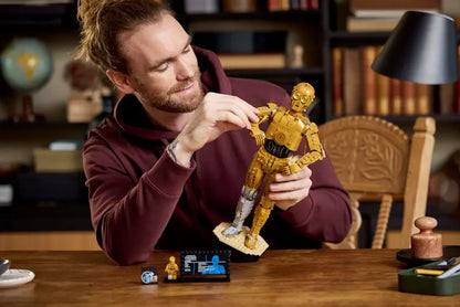 Zusammenbaubare C-3PO-Figur