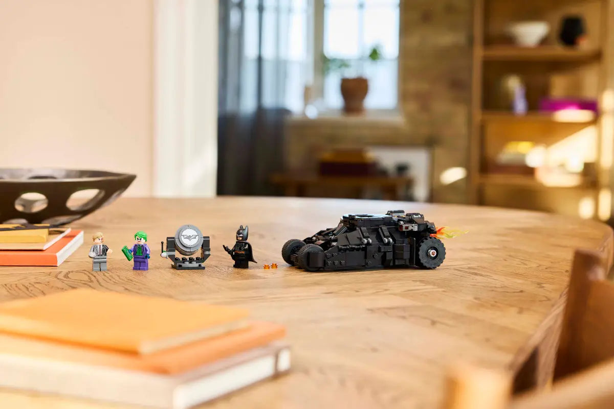Batman Tumbler vs. Two-Face & The Joker (76303)