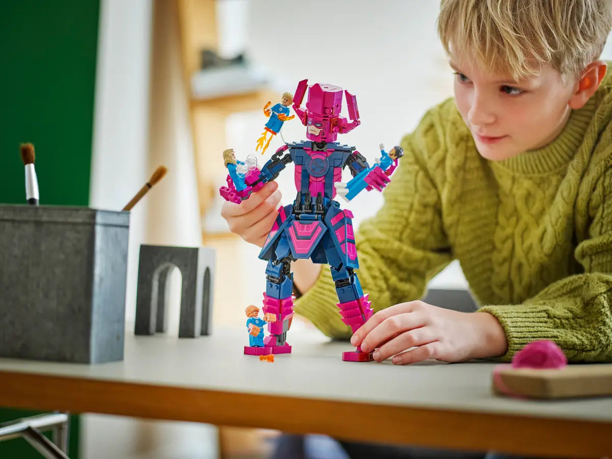 Fantastic Four vs. Galactus Baufigur (76316)