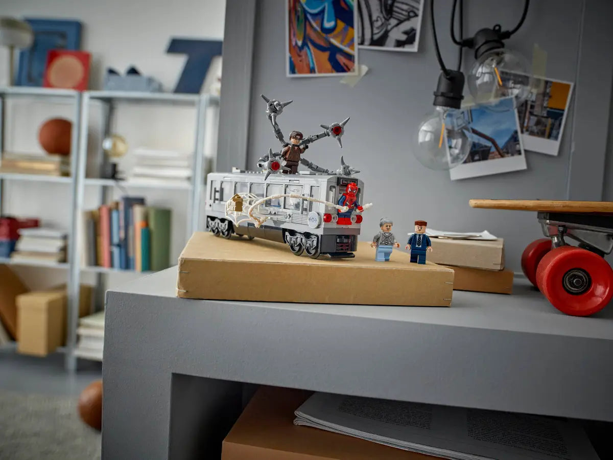 Scène de métro Spider-Man contre Doc Ock (76321)