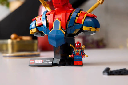 Eiserne Spider-Man-Büste (76326)