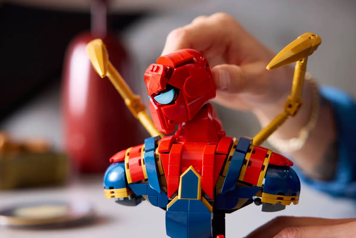 Eiserne Spider-Man-Büste (76326)