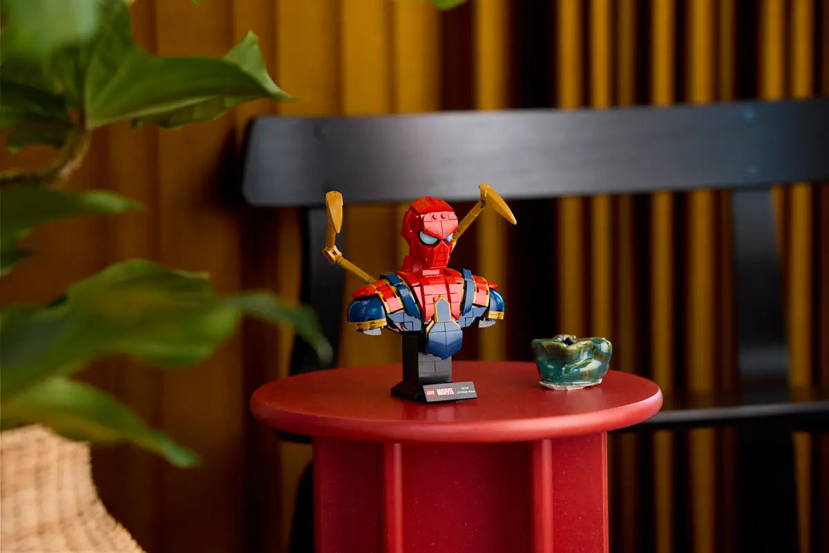Eiserne Spider-Man-Büste (76326)