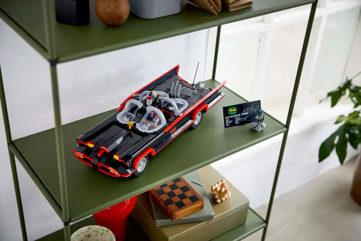 Batman, das klassische Batmobil der TV-Serie (76328)