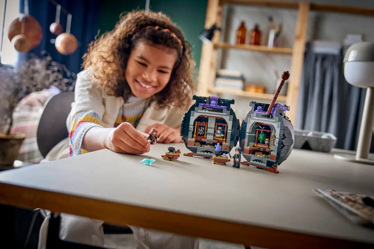 Cauldron Secret Potions Classroom (76464)