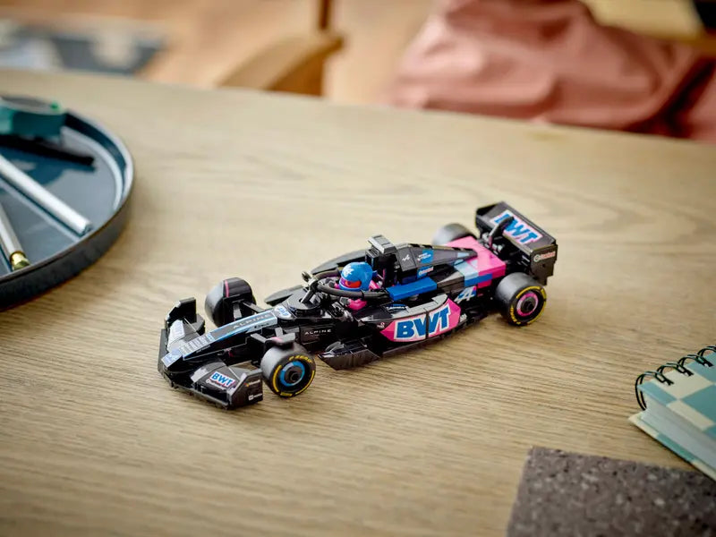 BWT Alpine F1 Team A524 Rennwagen (77248)