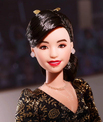 Barbie inspiriert Frauen – Kristi Yamaguchi Puppe