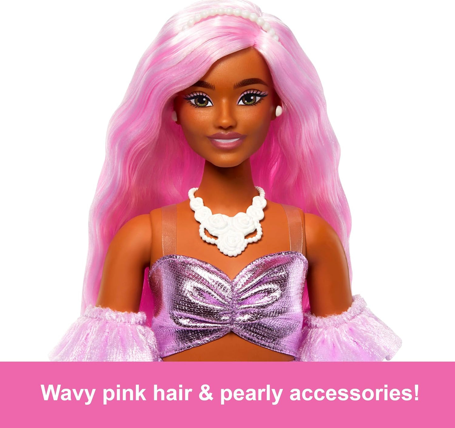 Poupée Barbie Deluxe Style dans une robe midi rose brillant