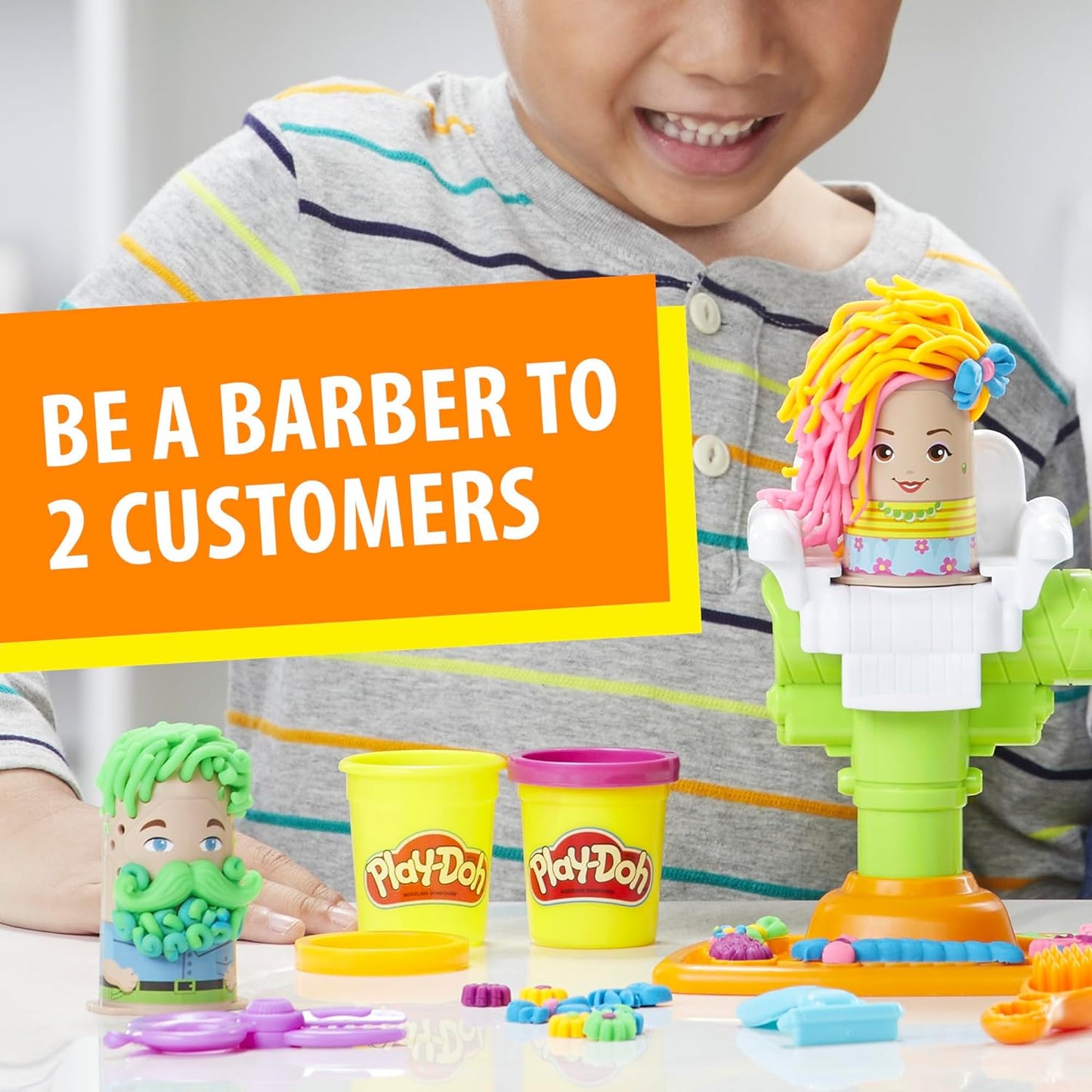 Play-Doh Buzz ’n Cut Fuzzy Pumper Barber Shop-Set, elektrischer Summer und 5 Farben, ab 3 Jahren