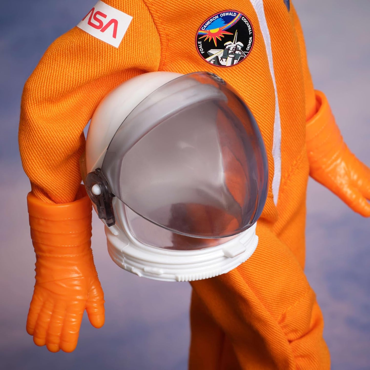 Barbie Signature Inspiring Women – Ellen Ochoa Puppe