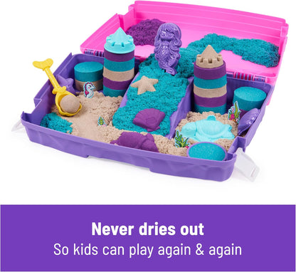Kinetic Sand, Meerjungfrauenpalast-Spielset mit 934 g Spielsand (Neonviolett, schimmerndes Blaugrün und Strand), Werkzeug und faltbarem Sandkasten