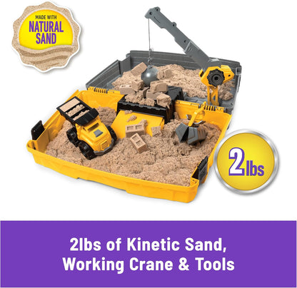 Kinetic Sand, Baustellen-Klappsandkasten mit 910 g Spielsand & Spielzeug-Truck