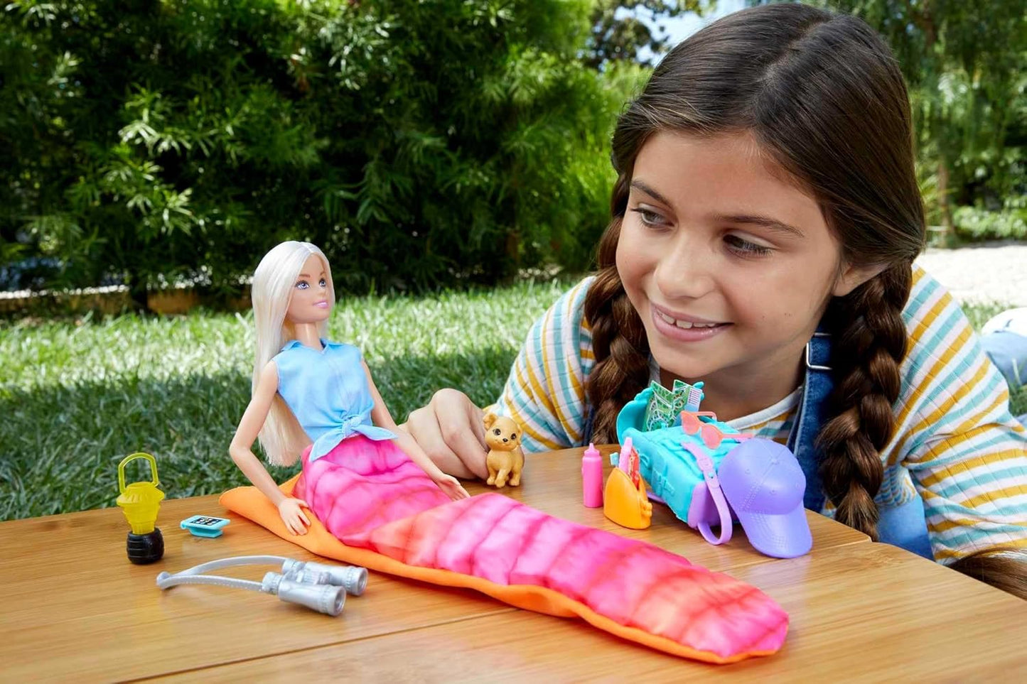 Ensemble poupée Barbie Camping et accessoires