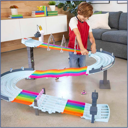 Hot Wheels Mario Kart Rainbow Road Raceway Set con luci, suoni e 2 auto