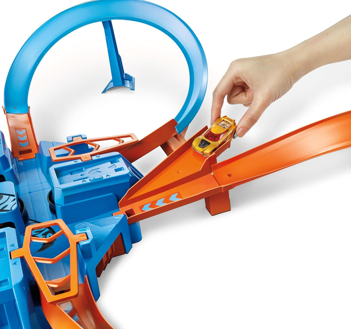 Set di piste d'incidente Hot Wheels Criss-Cross con booster motorizzato e auto