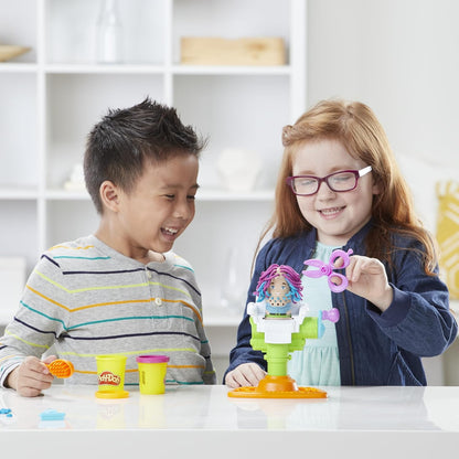 Play-Doh Buzz ’n Cut Fuzzy Pumper Barber Shop-Set, elektrischer Summer und 5 Farben, ab 3 Jahren