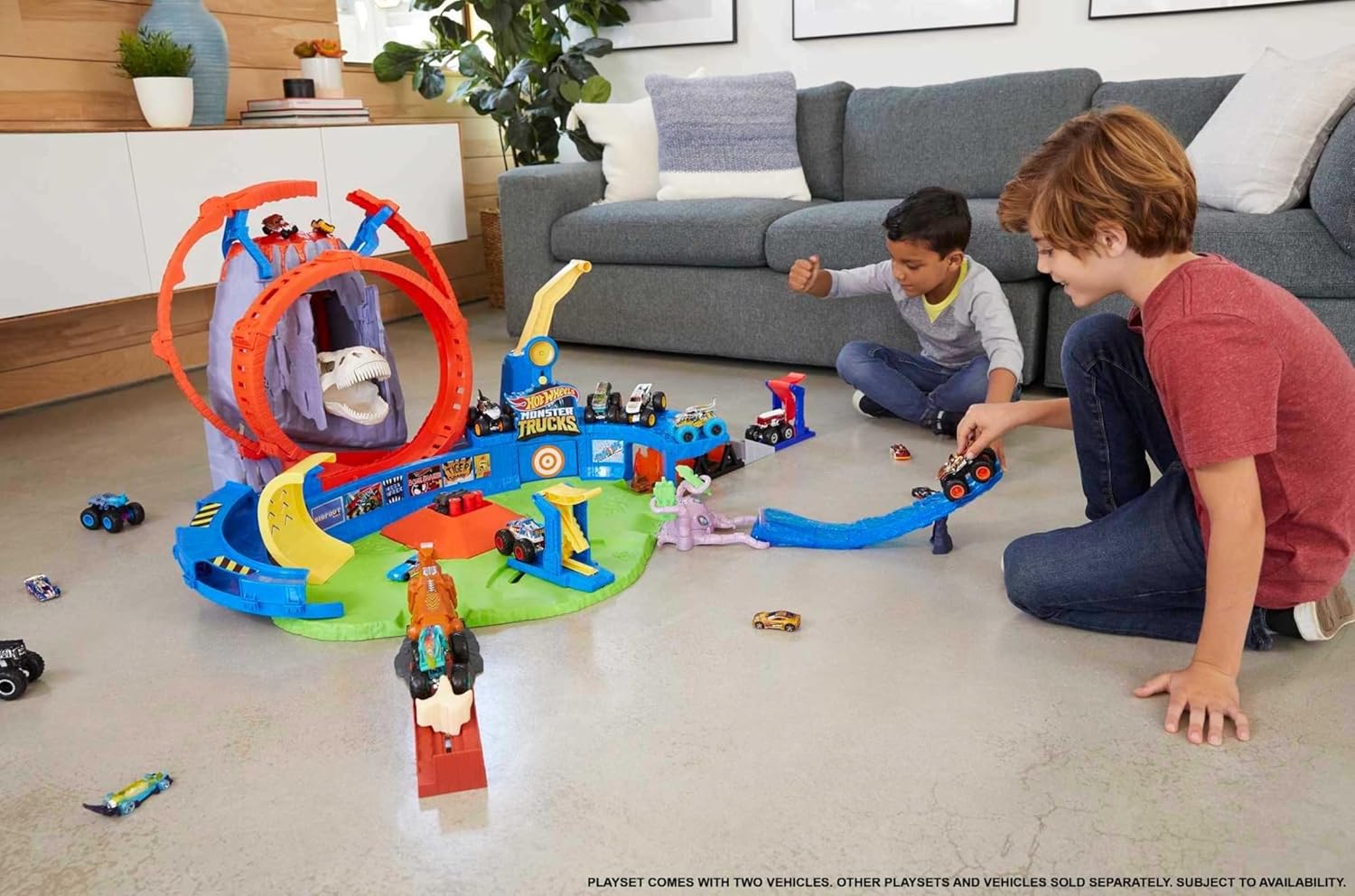 Hot Wheels Monster Trucks T-Rex Volcano Arena Coffret de jeu avec camion et voiture Race Ace