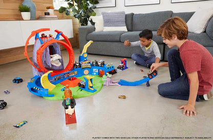 Hot Wheels Monster Trucks T-Rex Volcano Arena Coffret de jeu avec camion et voiture Race Ace