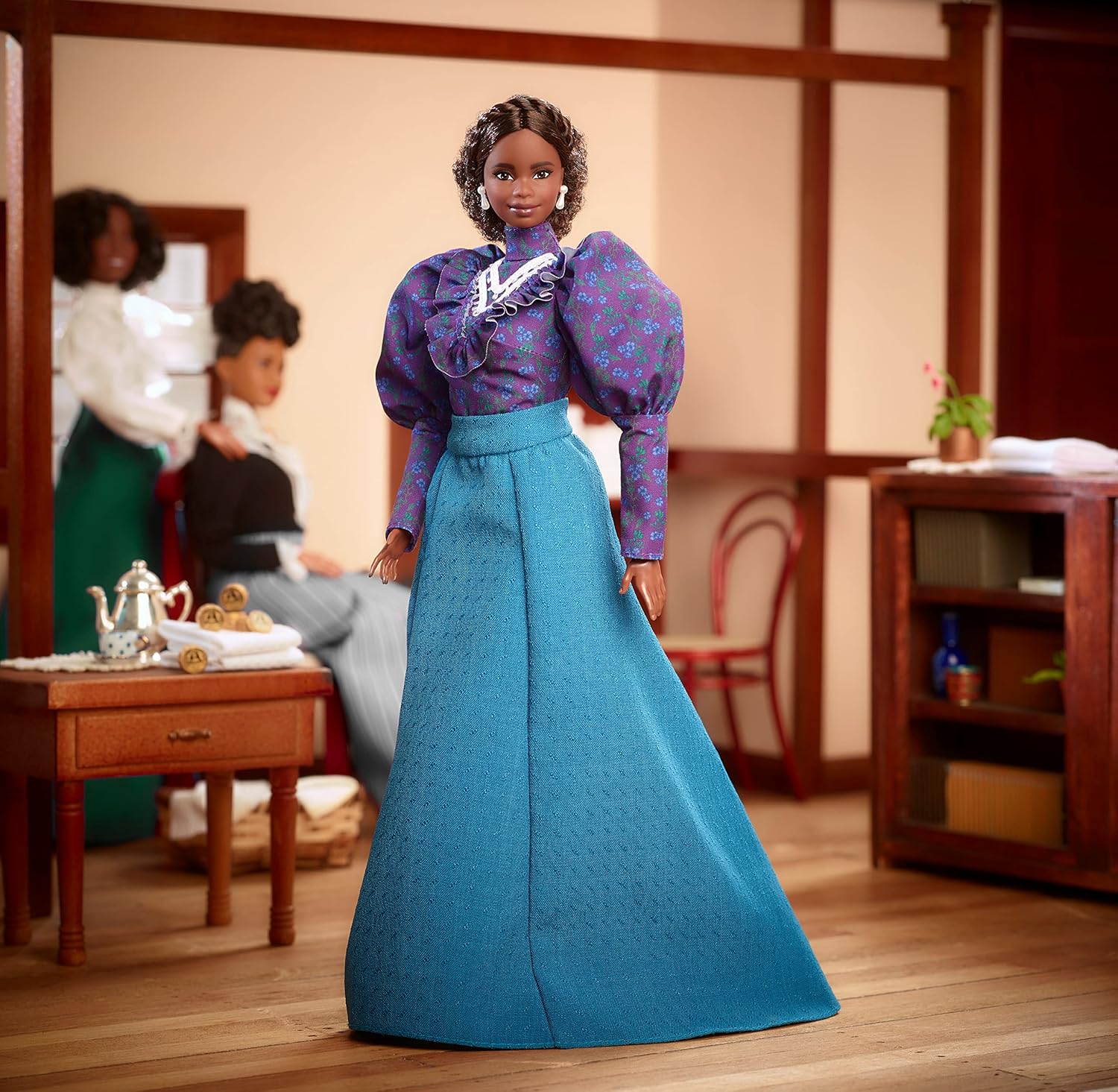 Barbie Inspiring Women – Poupée Madame C.J. Walker