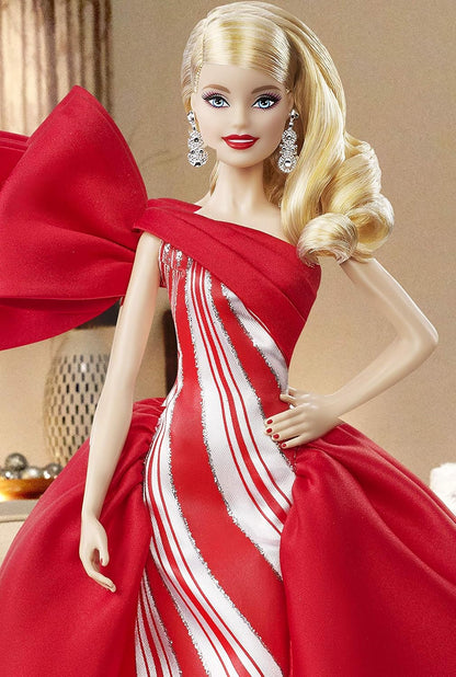 Barbie Signature – Barbie-Puppe für die Feiertage 2019 in atemberaubendem rot-weißem Kleid mit festlichem Feiertagsdruck und silbernen Glitzerdetails