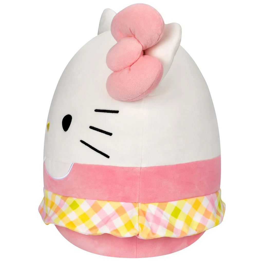 Squishmallows Hello Kitty et ses amis Hello Kitty portant une jupe vichy